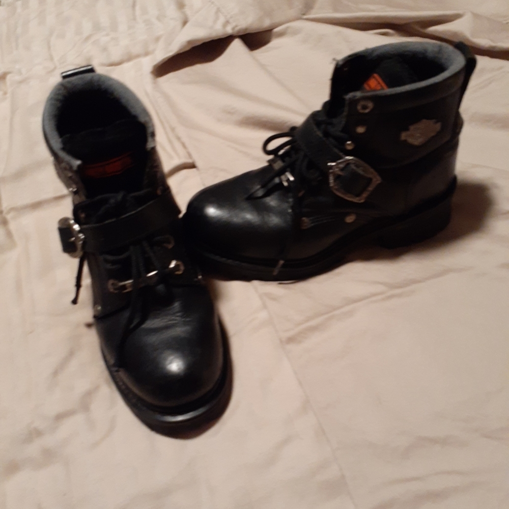 Authentic Harley Davidson Brake Buckel boots Sz 7